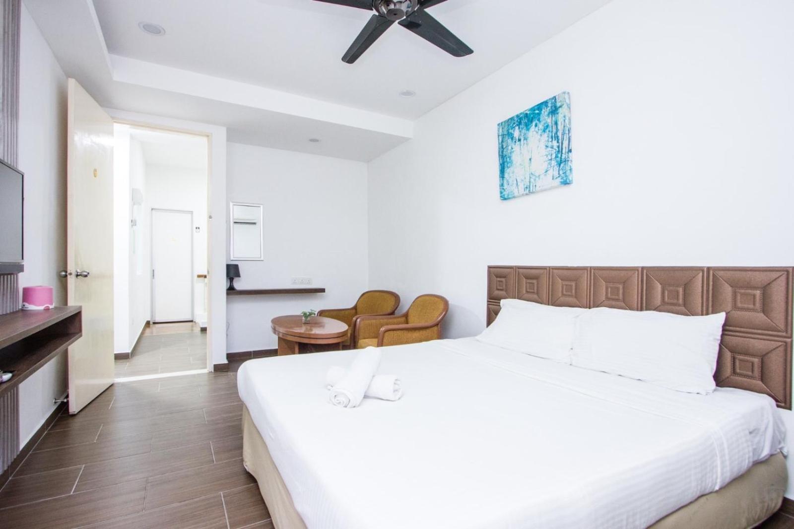 Nautilus Bay Home Inn George Town Eksteriør bilde