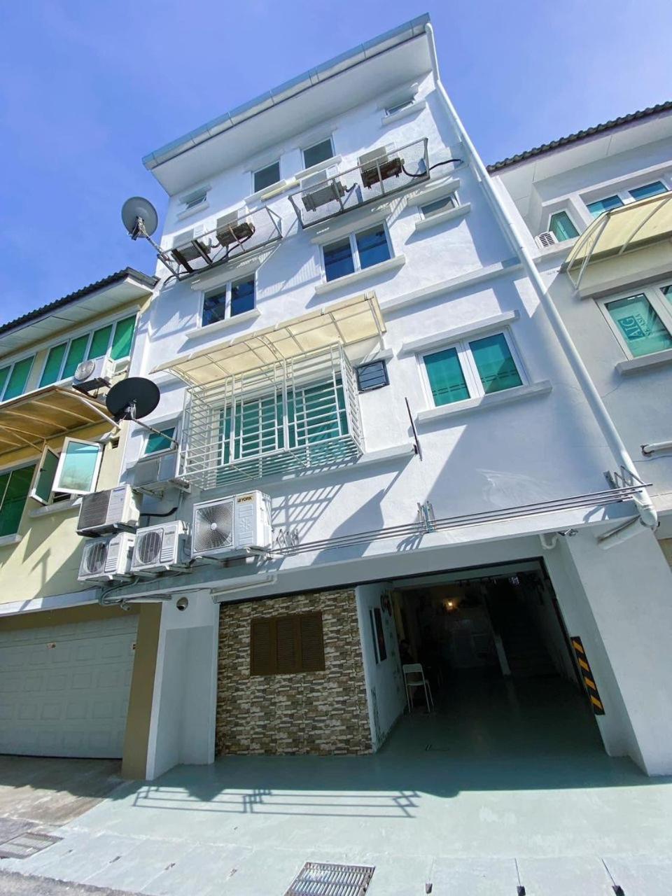 Nautilus Bay Home Inn George Town Eksteriør bilde